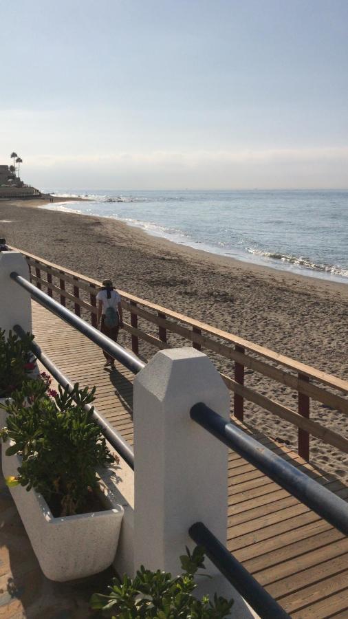Beach Side Apartments Calahonda Sitio de Calahonda ภายนอก รูปภาพ