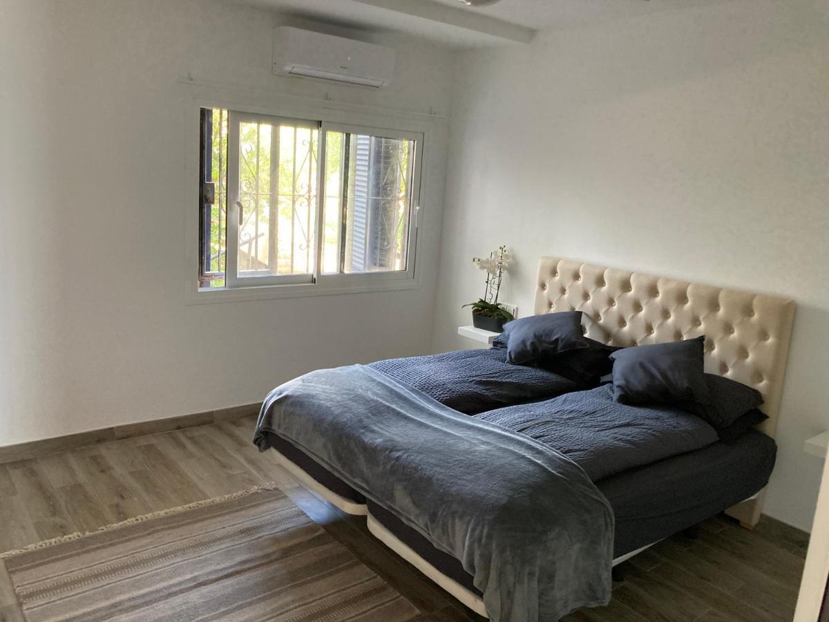 Beach Side Apartments Calahonda Sitio de Calahonda ภายนอก รูปภาพ